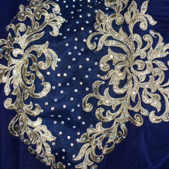 Prom Dress - Picture 4 of 4